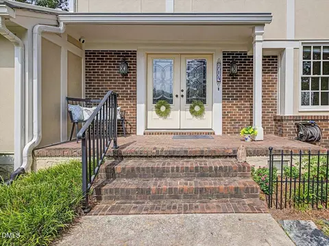 Exterior - 714 Chestnut Dr, Smithfield, NC 27577 photo 3 of 11