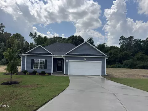 402 Lyon Ests Dr, La Grange, NC 28551