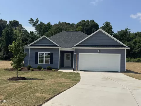 402 Lyon Ests Dr, La Grange, NC 28551
