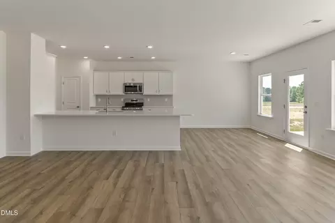 17 Valley Forge Ln, Smithfield, NC 27577 photo 5