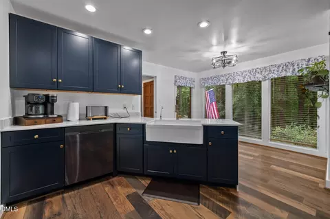 Kitchen - 3920 Maplefield Dr, Raleigh, NC 27613 photo 4 of 6