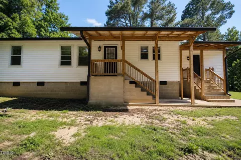 429 S Cross St, Youngsville, NC 27596