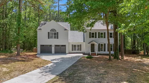 2600 New Oxford Dr, Apex, NC 27539