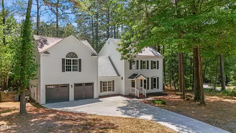 2600 New Oxford Dr, Apex, NC 27539