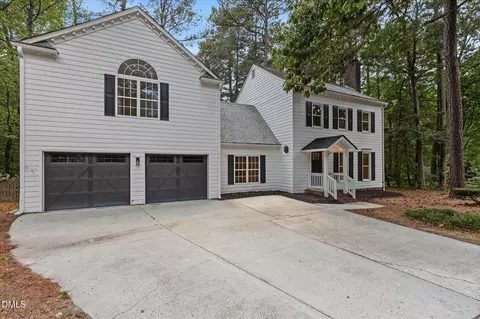 2600 New Oxford Dr, Apex, NC 27539