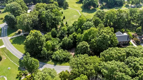 4929 Edinborough Rd, Greensboro, NC 27406
