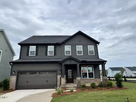 16 Calming Pl, Fuquay Varina, NC 27526