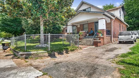 124 Granite St, Henderson, NC 27536