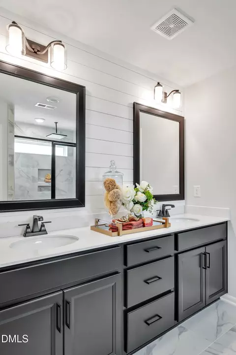 Bath - 34 White Azalea Way, Benson, NC 27504 photo 1 of 1