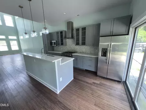 Kitchen - 603 Lee St, Durham, NC 27701 photo 3 of 3