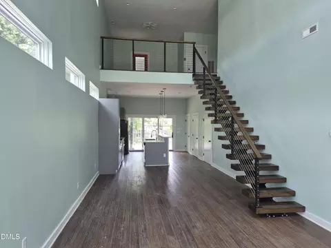 Living - 603 Lee St, Durham, NC 27701 photo 1 of 4