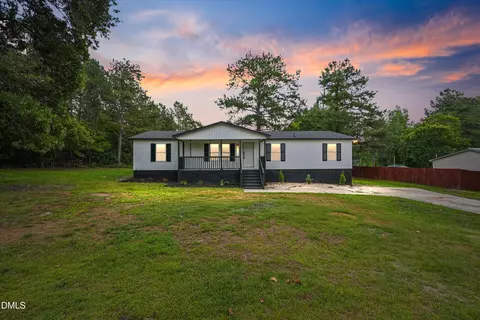 911 Heritage Way, Cameron, NC 28326