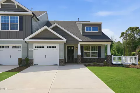 306 Little Creek Dr, Graham, NC 27253