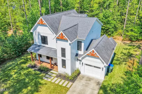Exterior - 4124 Edenton Ln, Durham, NC 27707 photo 14 of 16