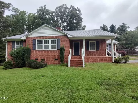 420 Rodwell St, Warrenton, NC 27589