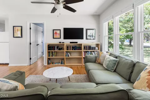 1701 N Greensboro St, Carrboro, NC 27510