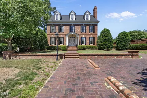 3403 Alamance Dr, Raleigh, NC 27609