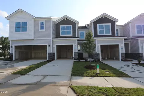 57 Dorado Dr #195, Angier, NC 27501