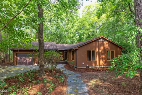 239 Seminole Dr, Chapel Hill, NC 27514