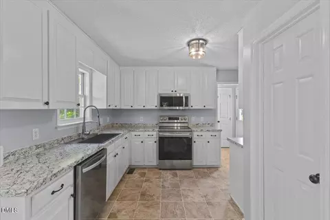 3124 Eric St, Willow Spring, NC 27592 photo 12