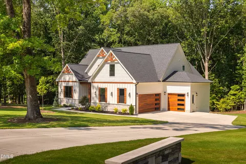 30 Park Meadow Ln, Youngsville, NC 27596