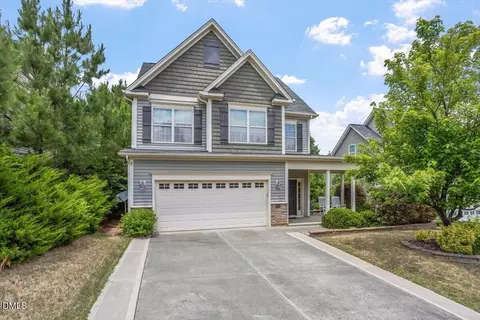 124 Sweet Violet Dr, Holly Springs, NC 27540