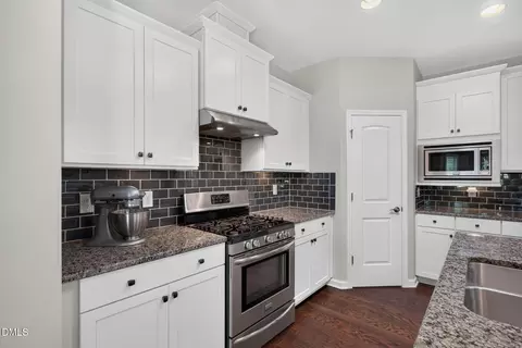 Kitchen - 1308 Atticus Way, Durham, NC 27703 photo 3 of 4