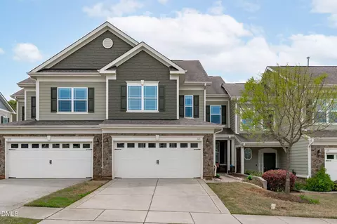 121 Willow View Ln, Apex, NC 27539 photo 2
