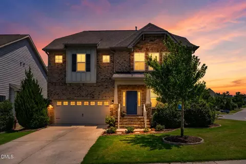 101 Cahors Trl, Holly Springs, NC 27540