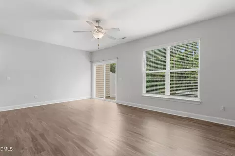 Living - 215 Silas St, Durham, NC 27705 photo 2 of 4