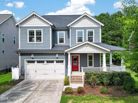 722 Fireball Ct, Knightdale, NC 27545