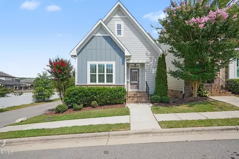 39 Salt Cedar Ln, Chapel Hill, NC 27516