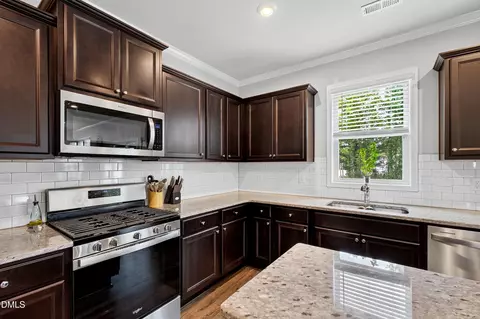 Kitchen - 245 Madden Rose Lp, Garner, NC 27529 photo 5 of 7