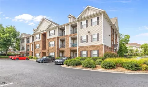 2610 Oldgate Dr #304, Raleigh, NC 27604