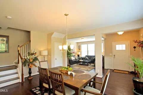 Dining - 1007 Midtowne Way, Durham, NC 27713 photo 3 of 3