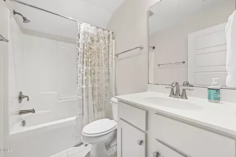 Bath - 1007 Midtowne Way, Durham, NC 27713 photo 2 of 7