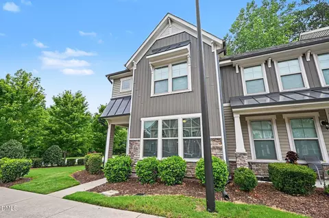 Exterior - 1007 Midtowne Way, Durham, NC 27713 photo 3 of 6
