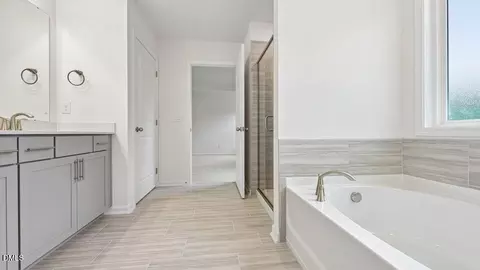 Bath - 413 Falls Bluff Dr, Wake Forest, NC 27587 photo 2 of 3