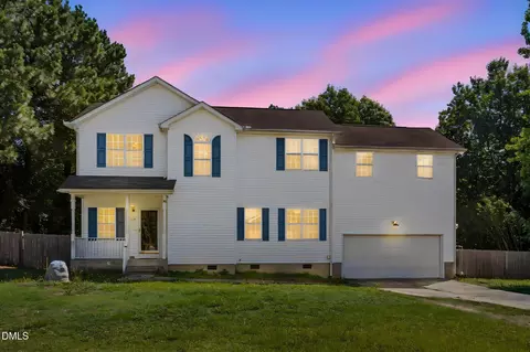 20 Greenleaf Ct, Louisburg, NC 27549