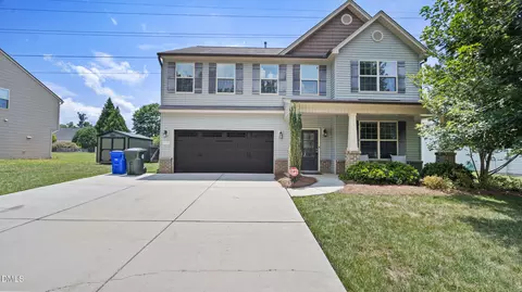 231 Fair Oaks Ct, Mebane, NC 27302