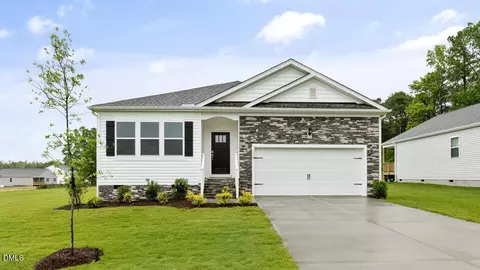 25 Rolling Hills Dr, Youngsville, NC 27596