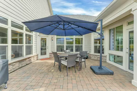 Exterior - 100 Chenette Ct, Cary, NC 27519 photo 2 of 5