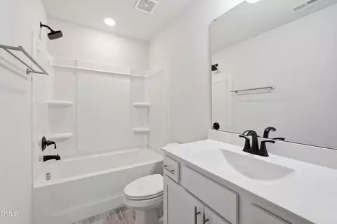 Bath - 1122 Kindness Ln, Durham, NC 27703 photo 2 of 4
