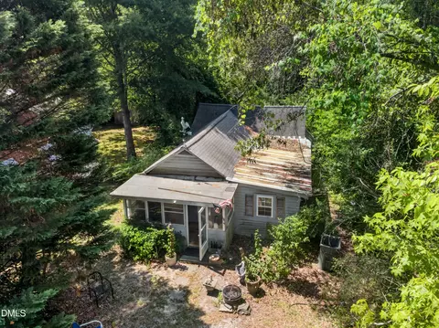 415 Willow St, Cary, NC 27511