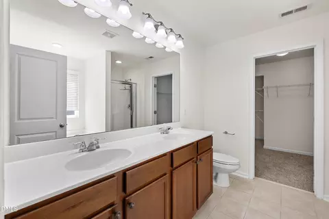 Bath - 103 Thorngate Rd, Durham, NC 27703 photo 2 of 3