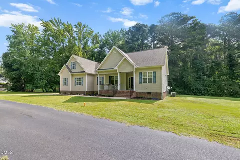 140 Lee Ln, Smithfield, NC 27577 photo 4