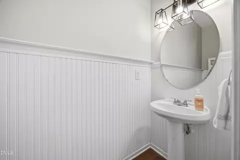 Bath - 3593 Sugar Tree Pl, Durham, NC 27713 photo 4 of 4