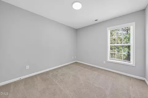 3606 Meriwether Dr, Durham, NC 27704 photo 16