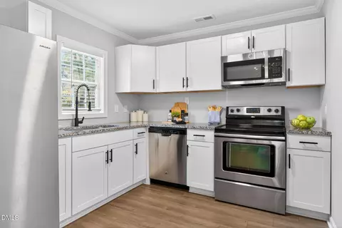3606 Meriwether Dr, Durham, NC 27704 photo 8