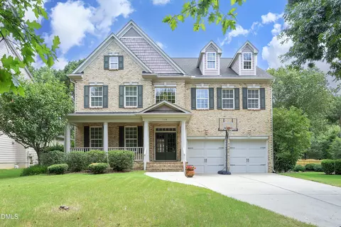 113 Bryce Meadow Dr, Holly Springs, NC 27540